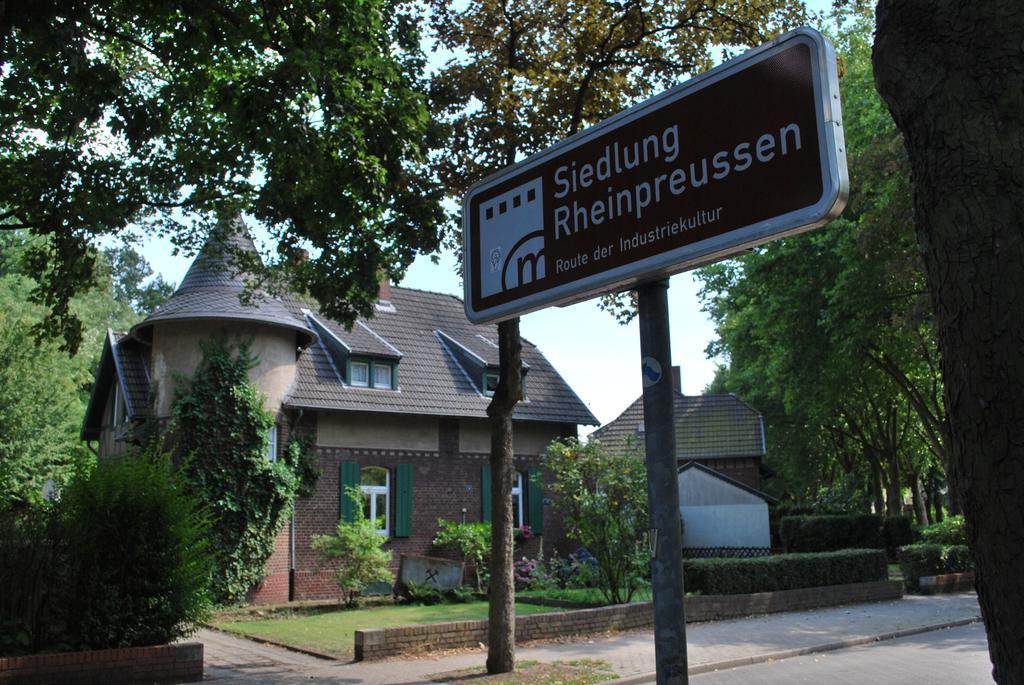 Central Pension Duisburg Exterior foto